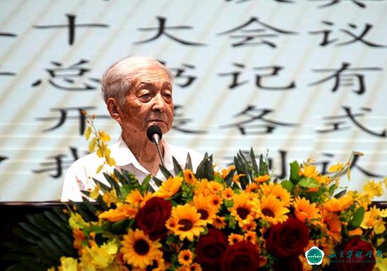 我校隆重举行2023届学子毕业典礼 