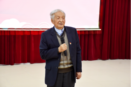 校教代会表决通过两议（提）案