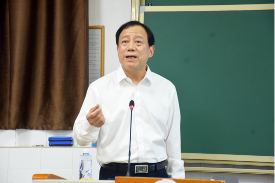 我校召开“三风”建设推进会