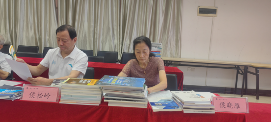 学校召开2025—2026学年第一学期教材选用审核会议