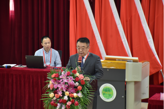 我校隆重召开第三届教职工代表大会