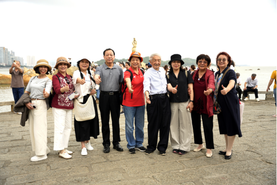 伶仃洋观双桥共舞      大湾区看建设奇迹