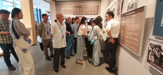 侯德富教授赴南京出席中陶会学术研讨会 侯德富教授赴南京出席中陶会学术研讨会