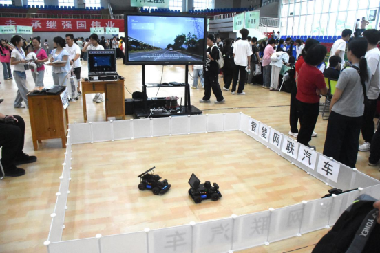 入校报到进行时 入校报到进行时