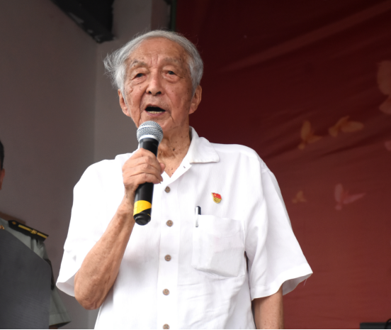 2026级新生军训圆满收官 2026级新生军训圆满收官